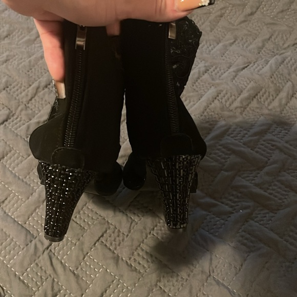 Dress shoes - Picture 3 of 3